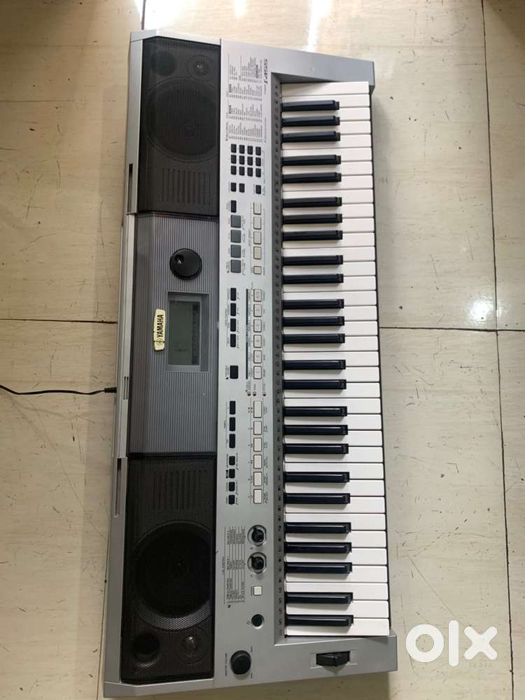 Yamaha keyboard PSR I 455