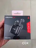 Boat earpods 138