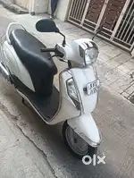 Suzuki access 125 for sale good condition is there