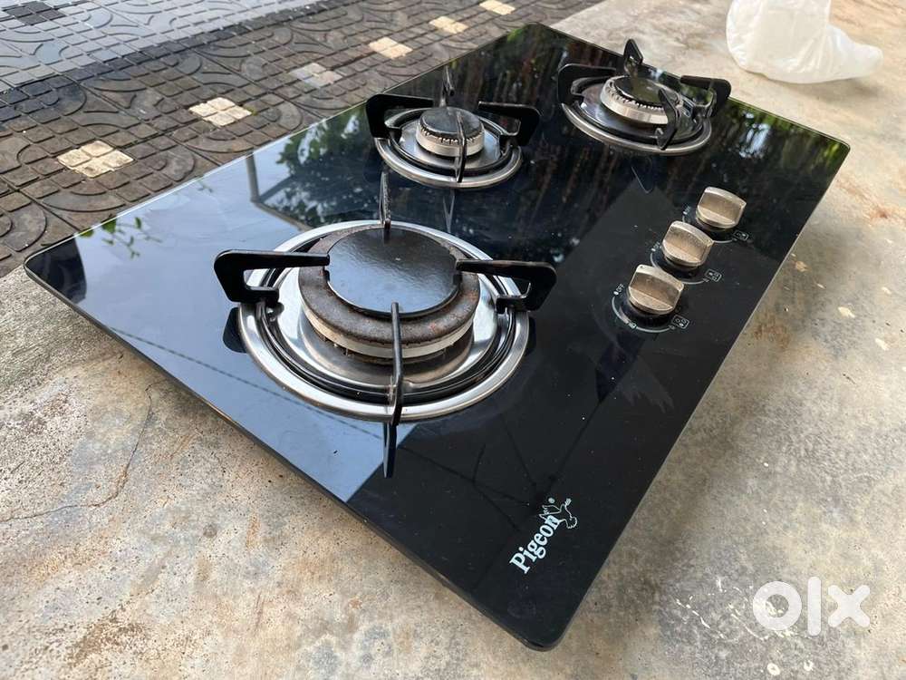 Piegon 3 burner gas stove hob