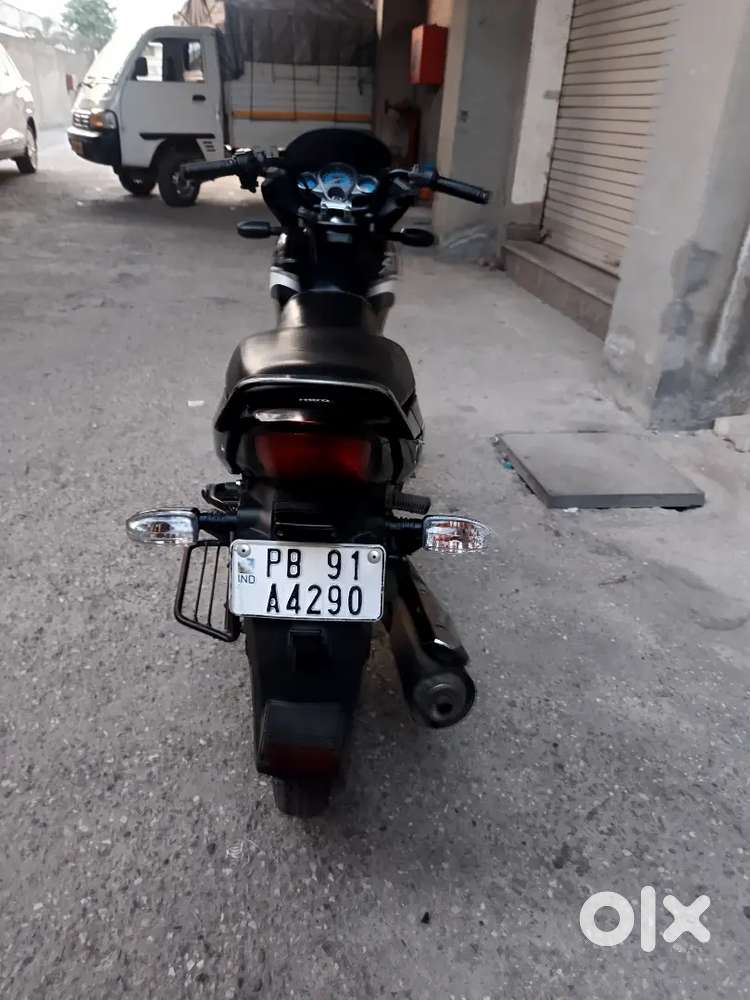 Hero Splendor plus 13s