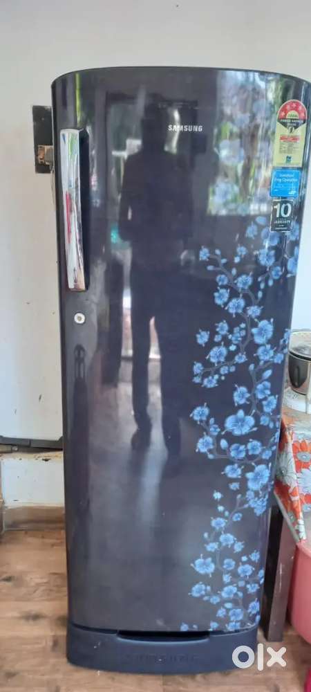 Good condition fridge washing machine