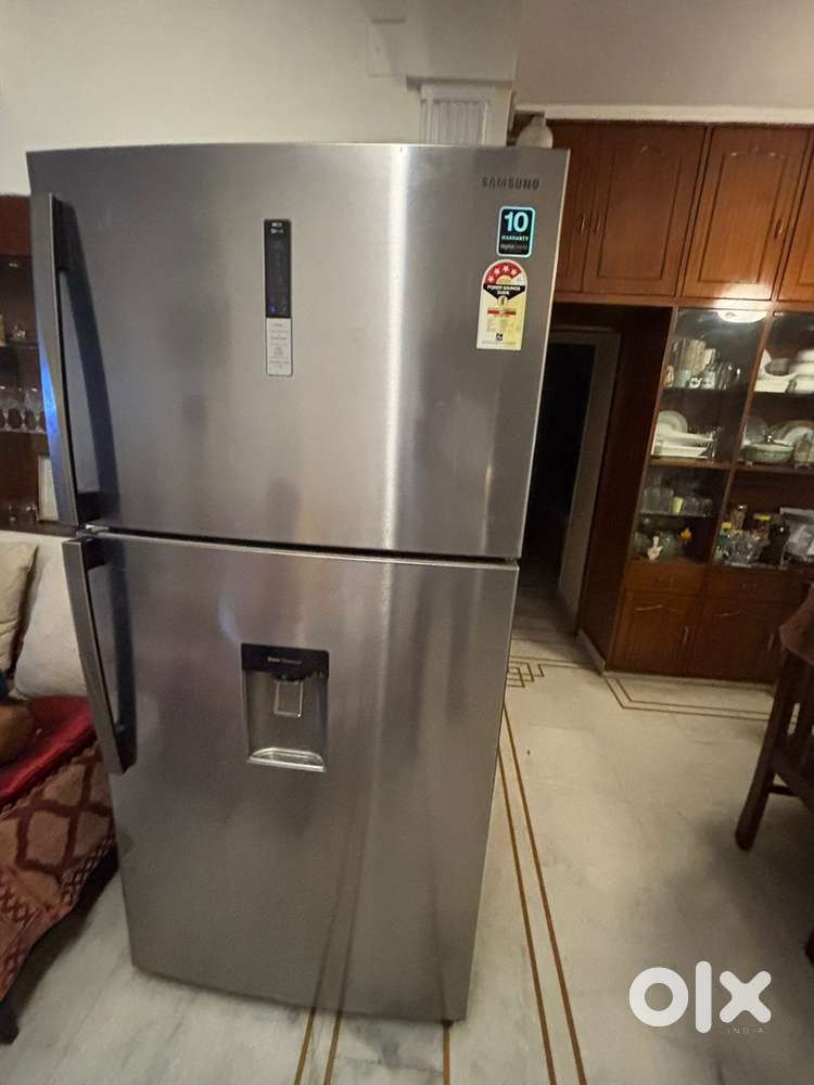 Samsung double door fridge with water dispenser