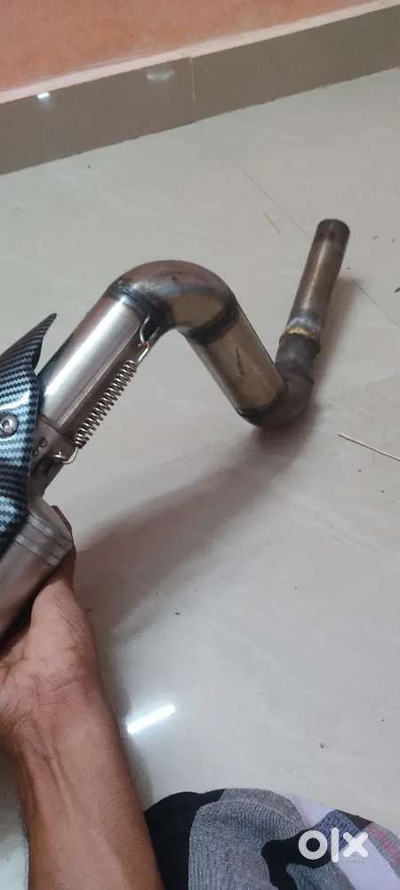 akarpovic r1m exhaust