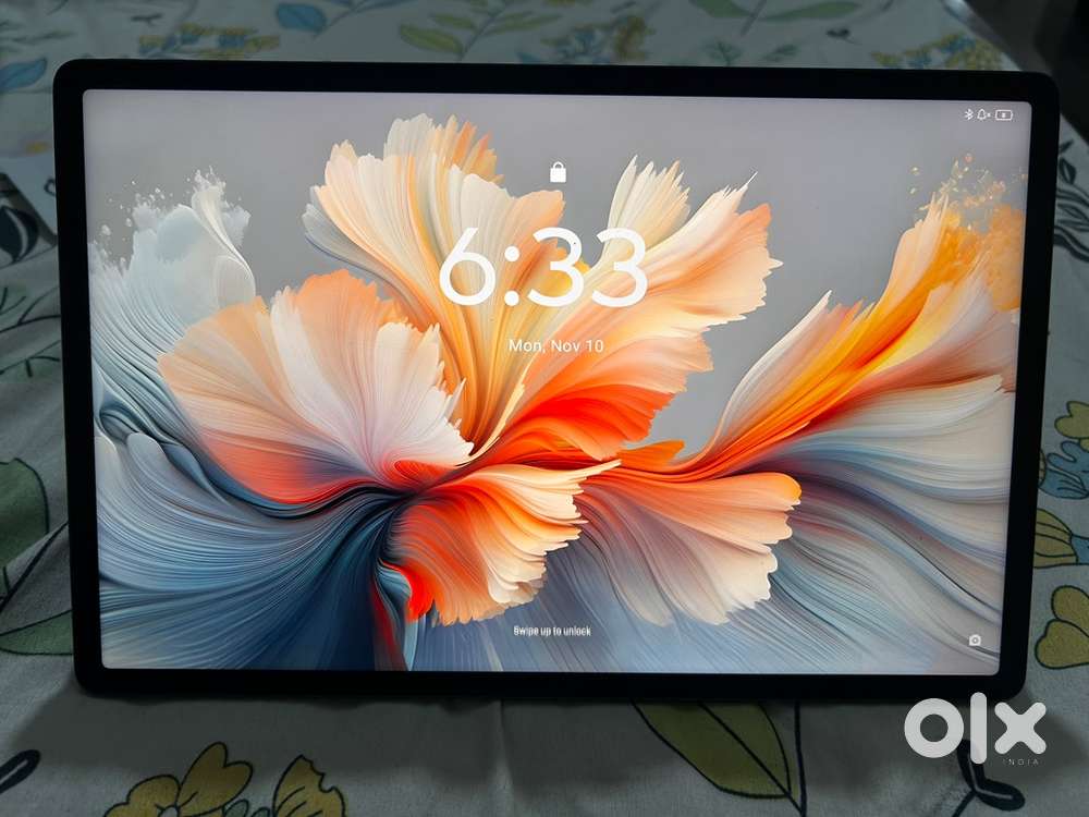 Lenovo Yoga Tab Plus Smartchoice AI Tablet with Pen + Keyboard