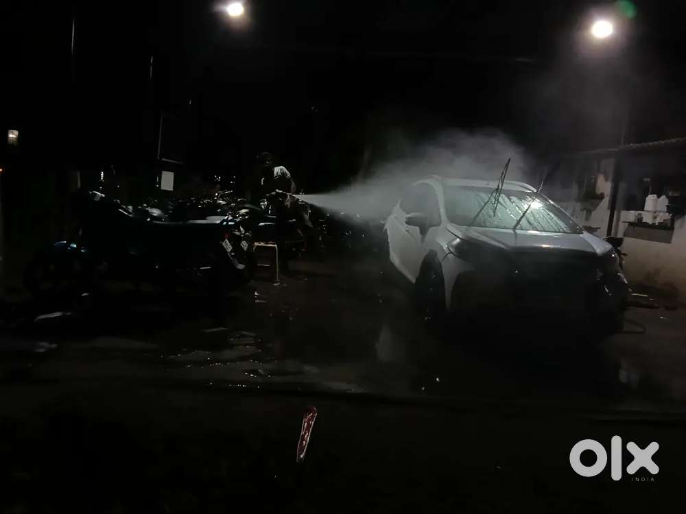 Ladies and gents want for shop maintenance and water wash helpers