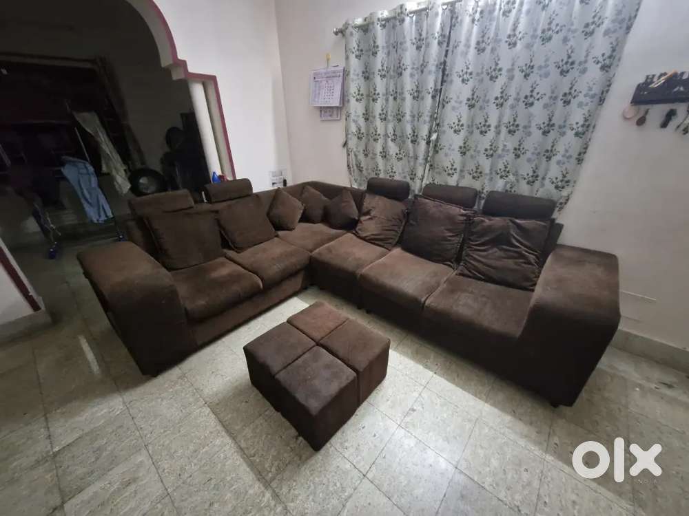 6 Seater L-Shaped Sofa, Brown, Excellent Condition, Quick Sale