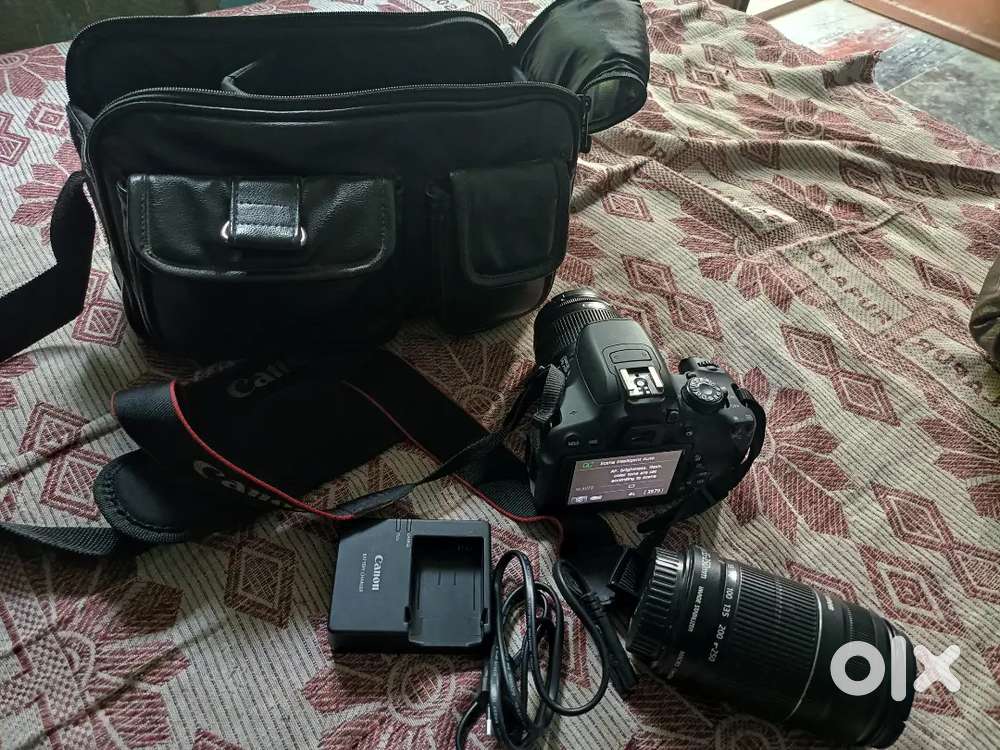 canon 700d with dual lense all acceseries