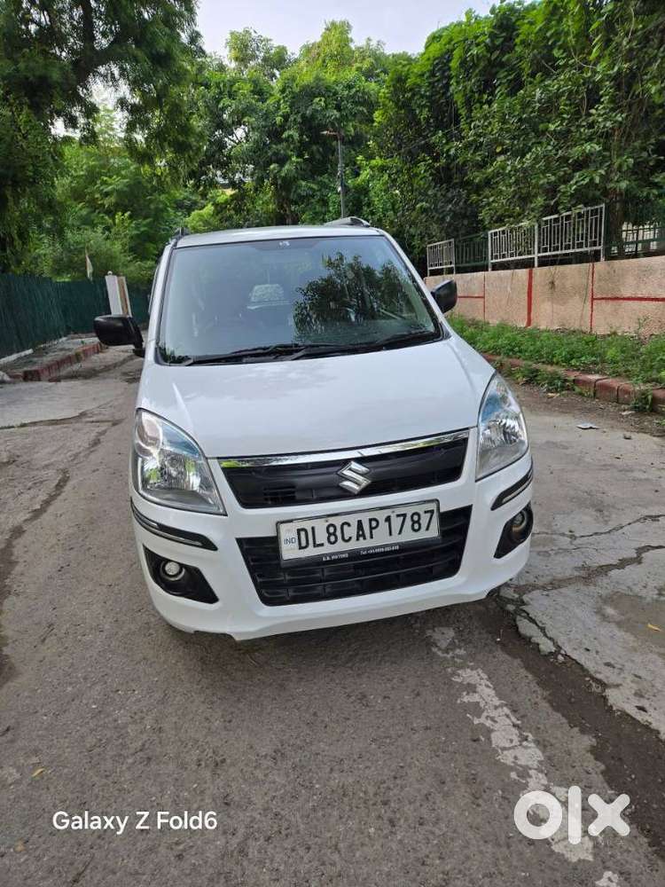 Maruti Suzuki Wagon R LXI Optional, 2016, Petrol