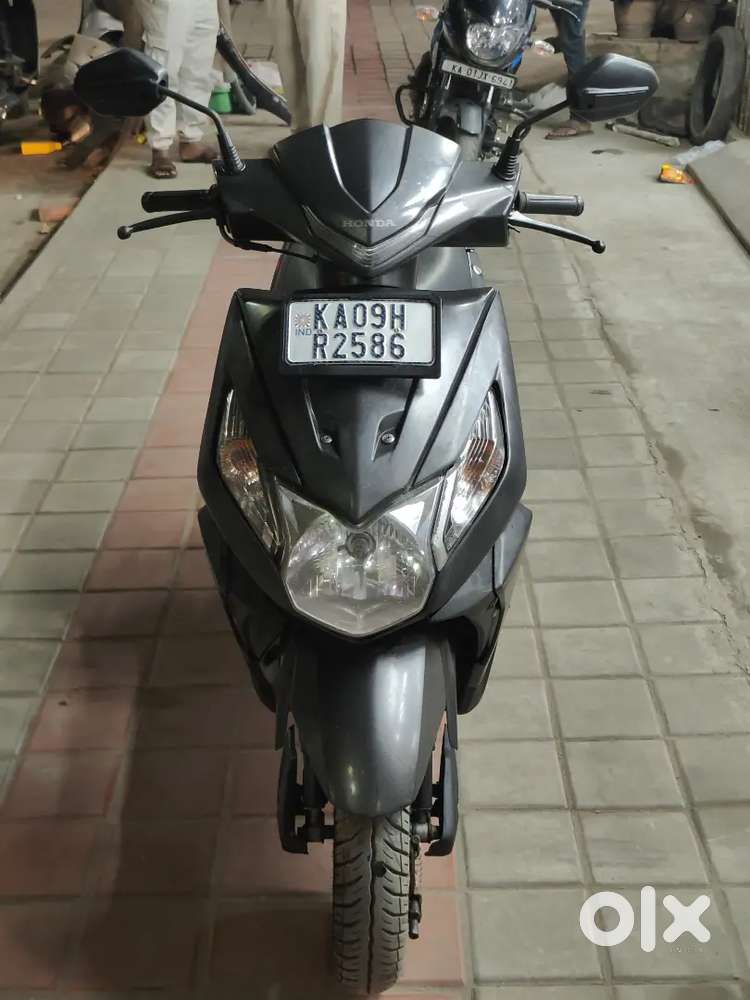 Honda dio BS4 engine with self start showroom condition