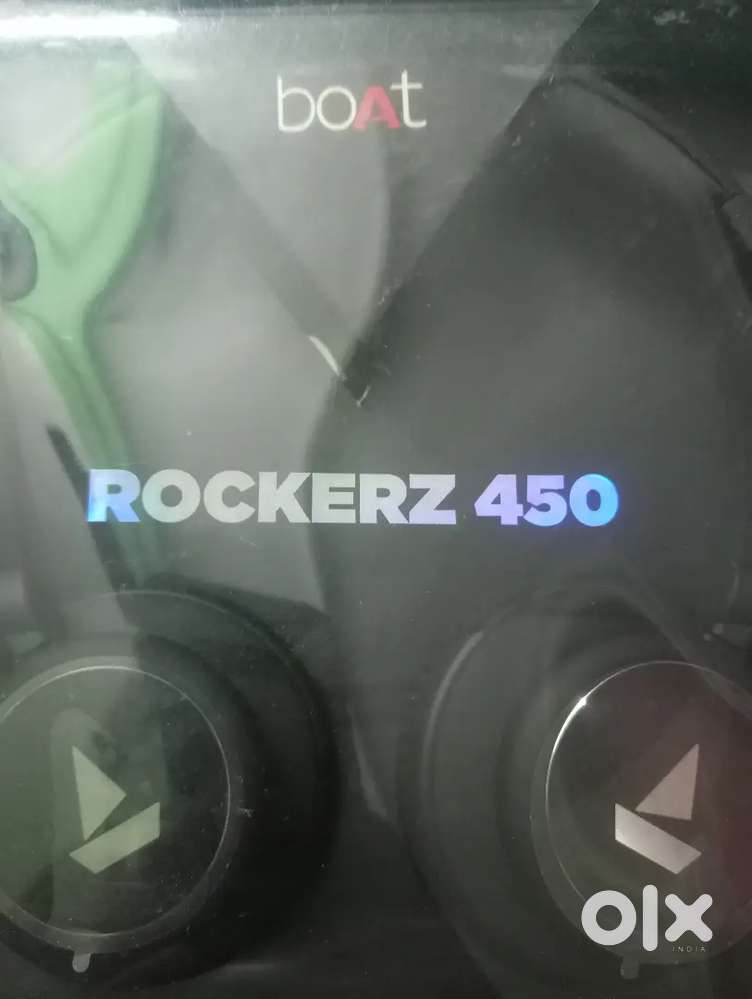 Boat Rockerz 450 Luscious black headphone