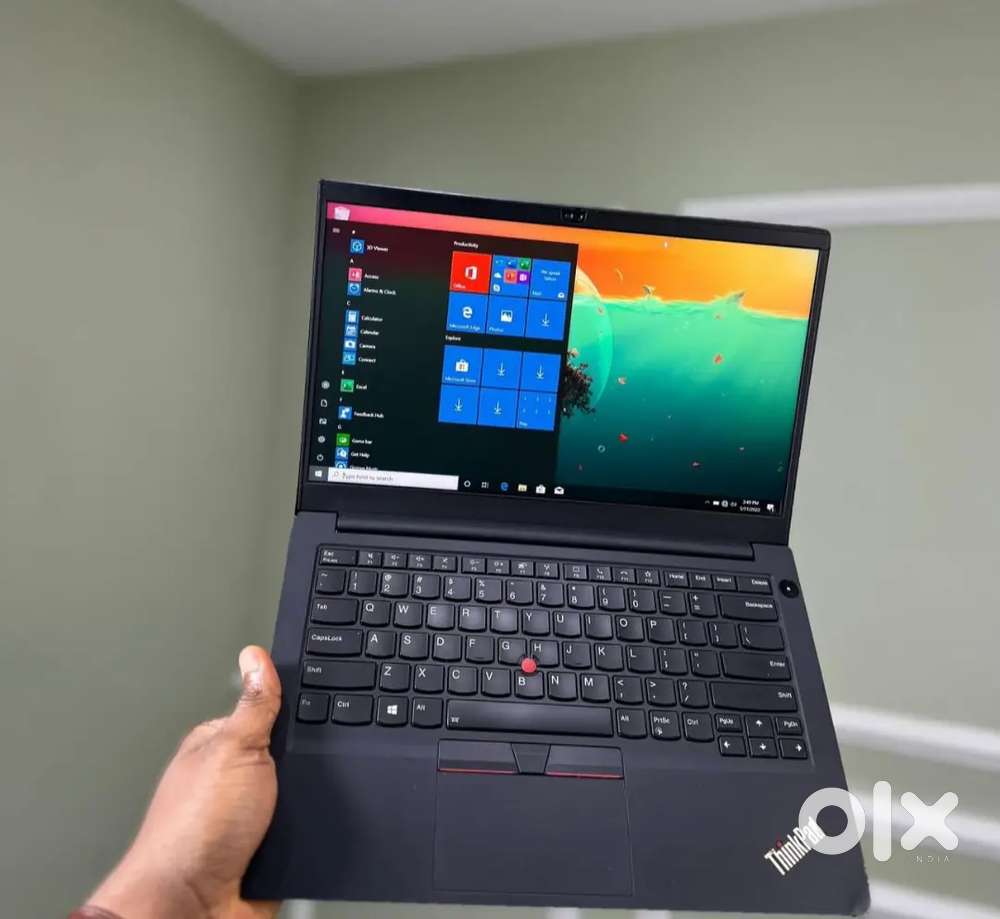 Len i5 11th gen 8gb/256gb SSD Win10pro 4gb graphics brand new laptop