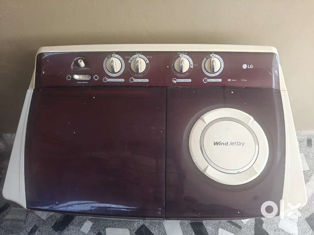 LG 9.5 Kg Semi Automatic Washing Machine – Excellent Condition