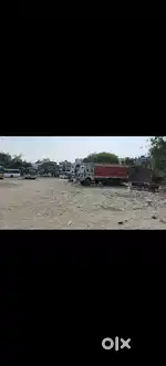92000 land for sale near Lekhraj market