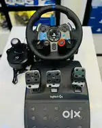 Logitech G29 Steering Wheel Set with Gear