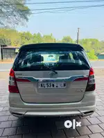 Toyota Innova 2015 2.5 V Diesel