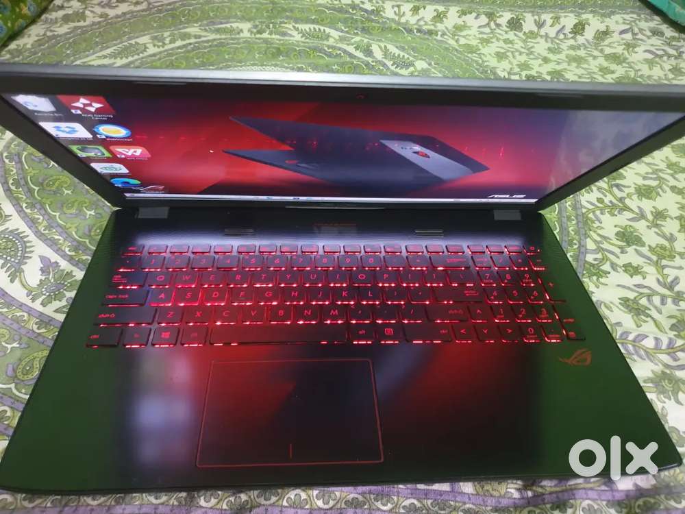 Asus Rog i7 gaming laptop