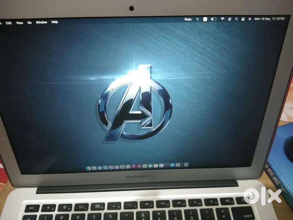 Apple Laptop