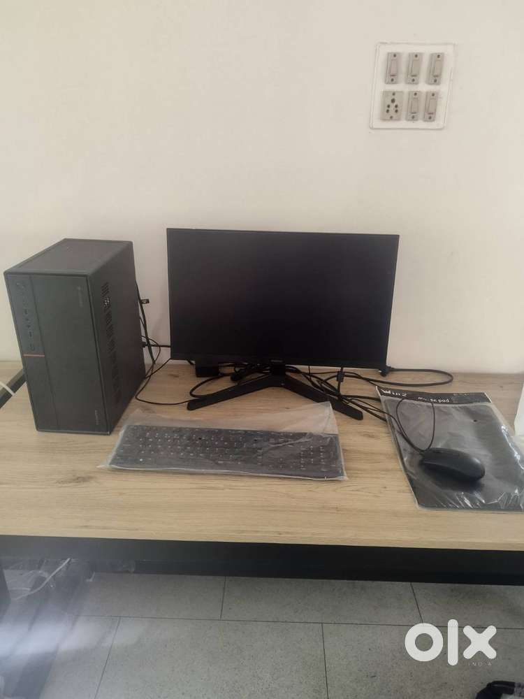 Computer Tables and Chairs