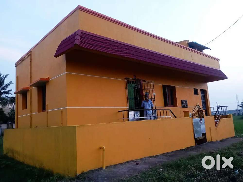 We are renting our house for Families and Batchlers