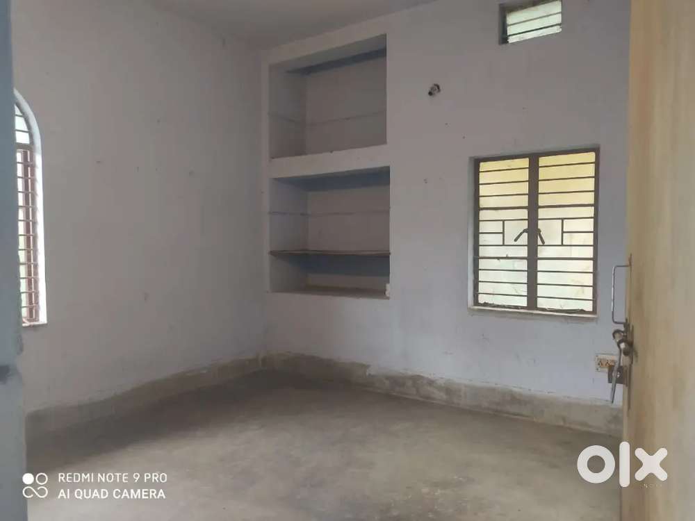 Room on Rent Immediately.