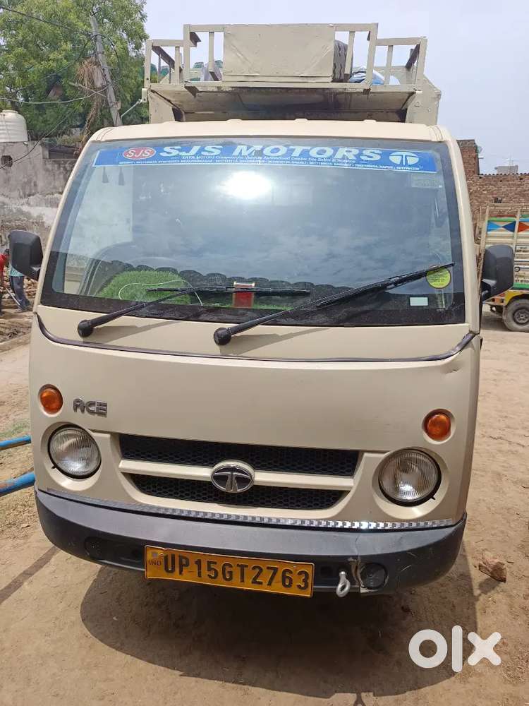 Chota hatti tata ace gold pickup
