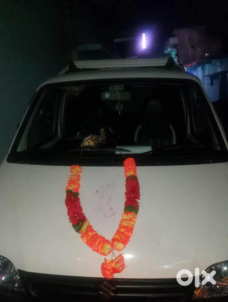 इको गाड़ी  के लिए कम चाहिए