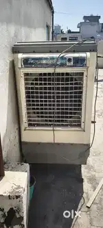 Cooler for sale supreme cooler  good condition