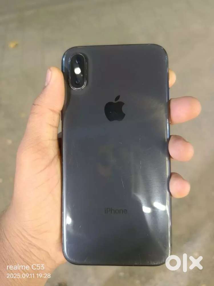 IPhone xs  anas raza ...love..64gd.. call me