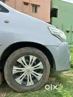 Toyota Innova 2016