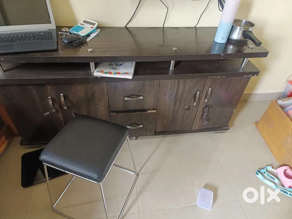 Household furniture - wardrobe, tv table, gase stove