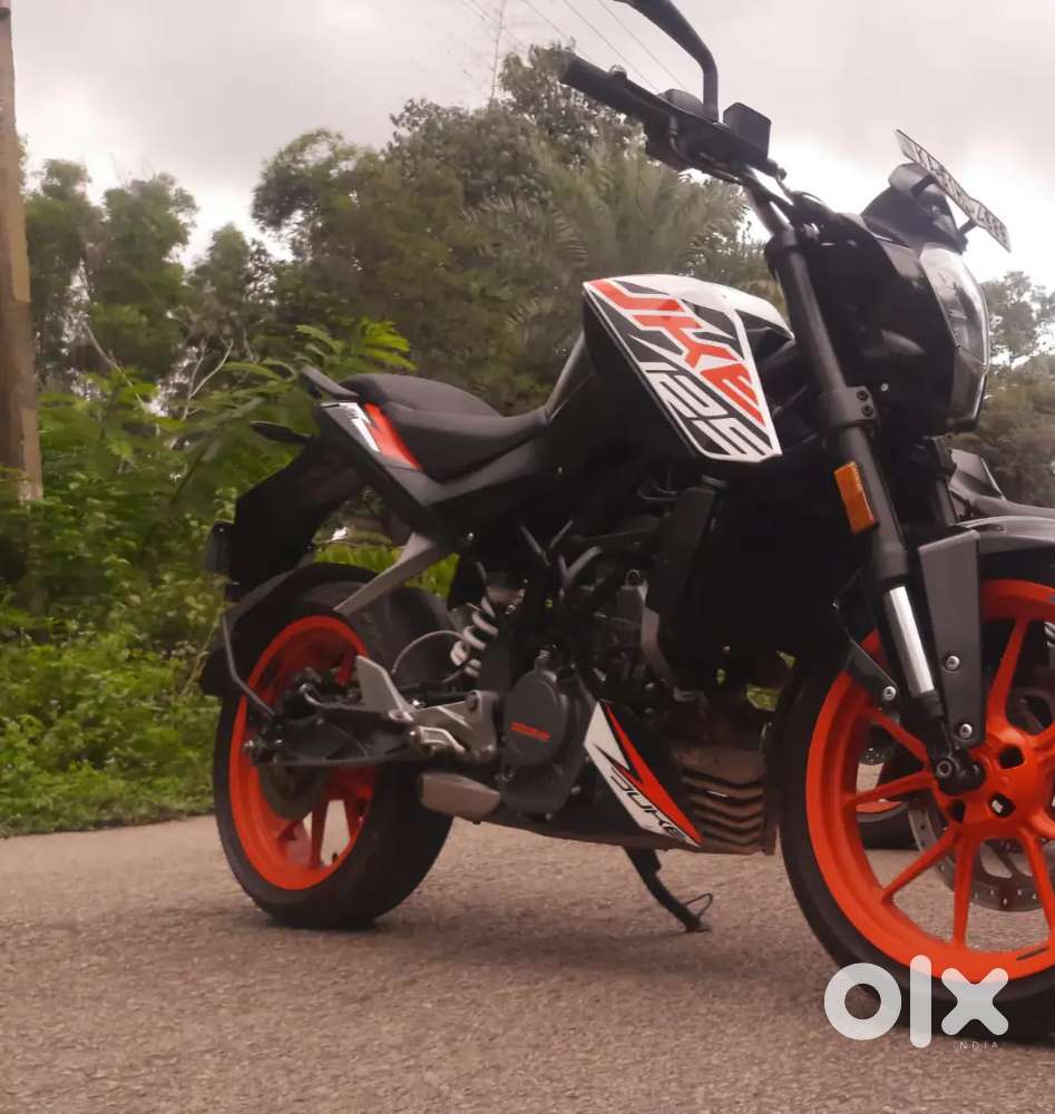 Ktm duke 125 2020 model amount 130000 slightly negotioble