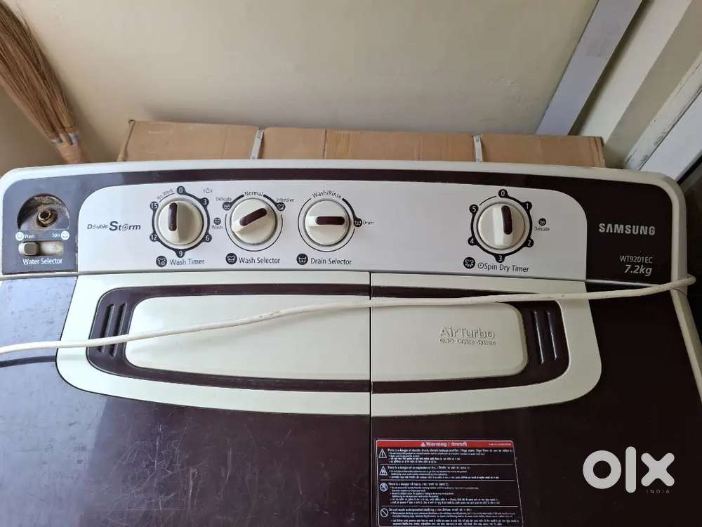 New look washing machine - 7.2kg Samsung