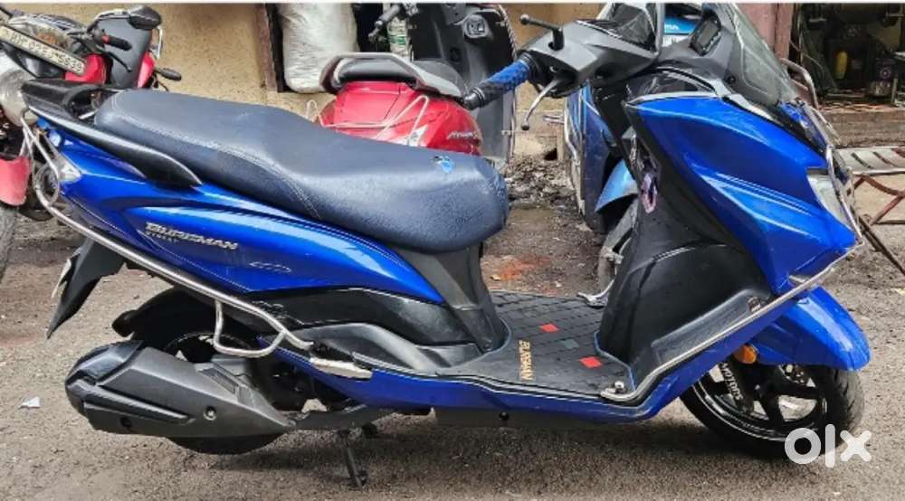 Burgman Street 125 BLUE COLOUR