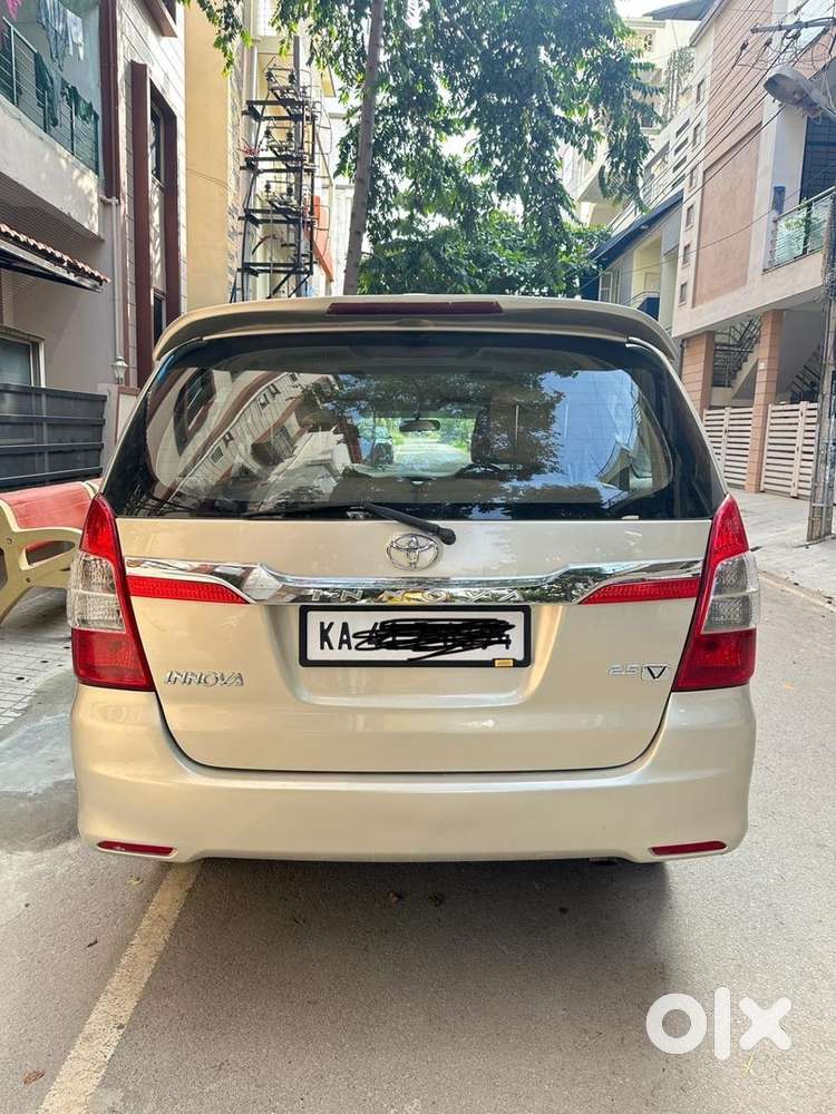 Toyota Innova 2014 Diesel Well Maintained