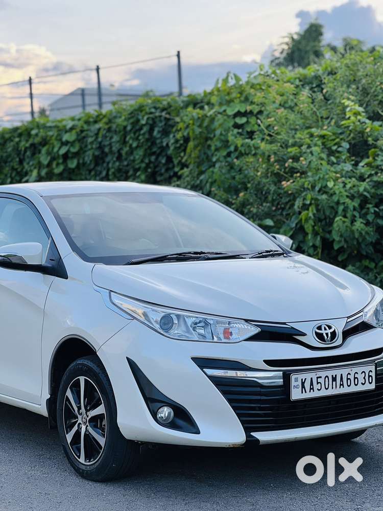 Toyota Yaris V, 2021, Petrol