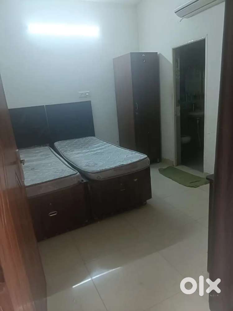 One room available in alpha 1