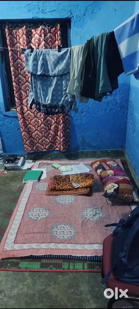 COUPLES ARE ALLOWED FULLY INDEPENDENT ROOM