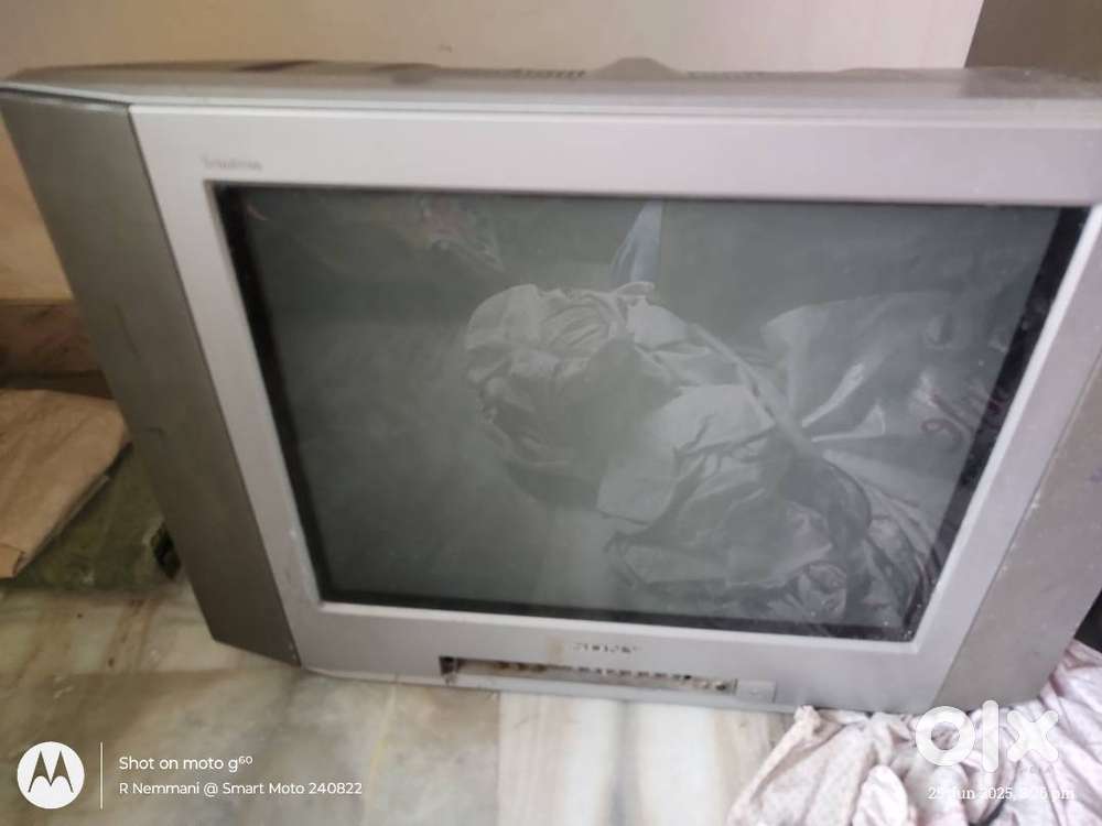 Old Sony TV for sale