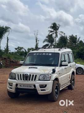 Mahindra Scorpio Classic 2009