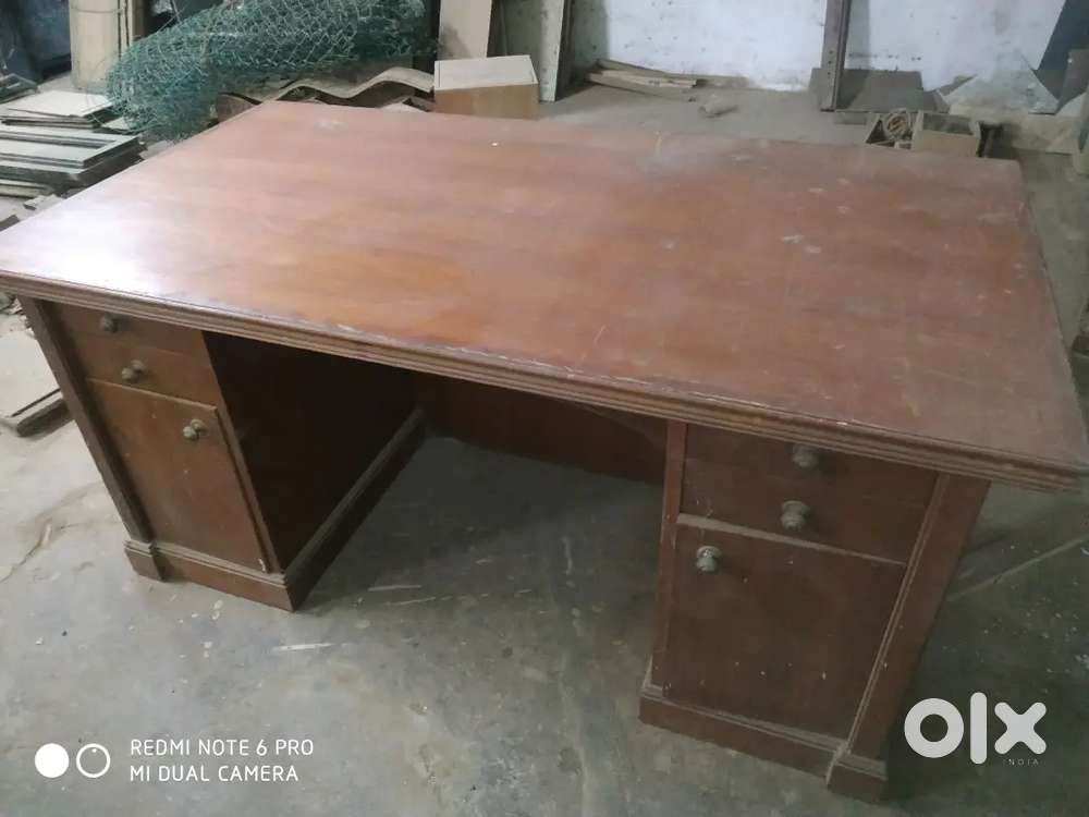 executive office table