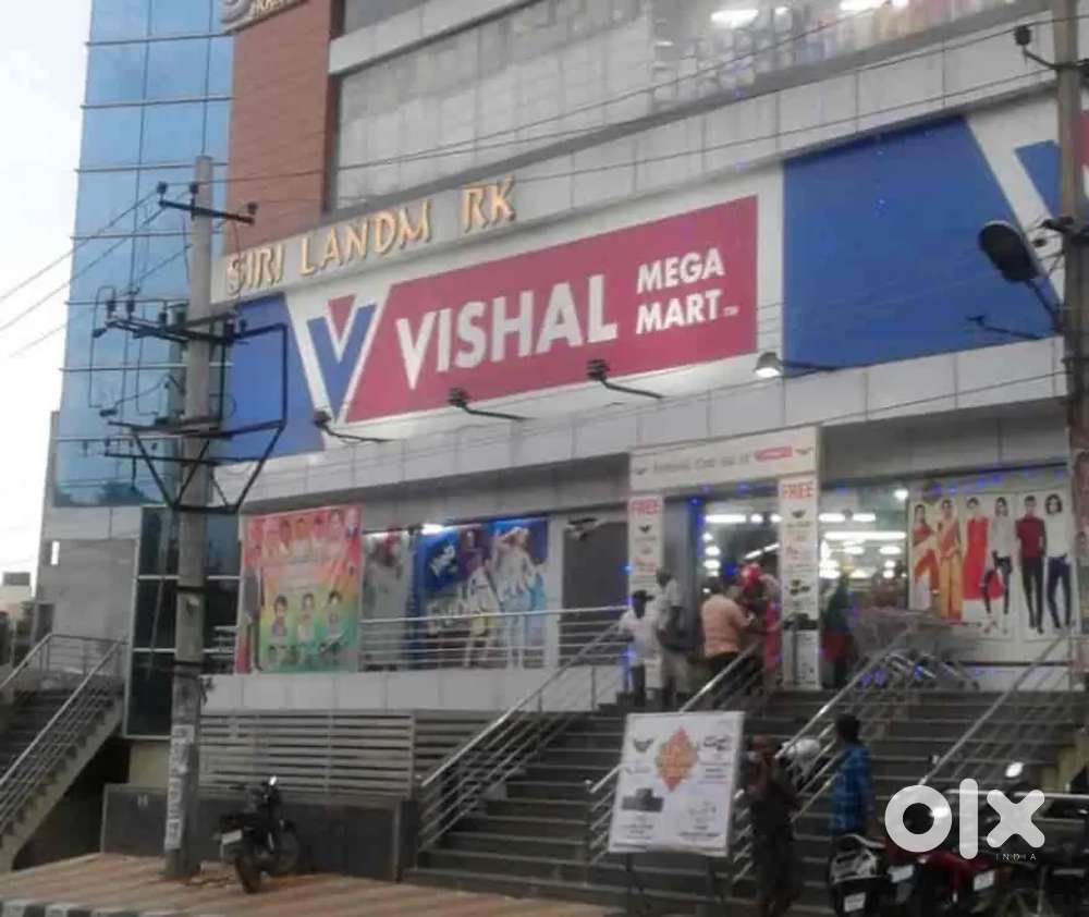 hiring girls and boys Vishal mega Mart in Delhi NCR Shopping mall