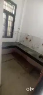 Boy pg near gulacheen mandir aliganj