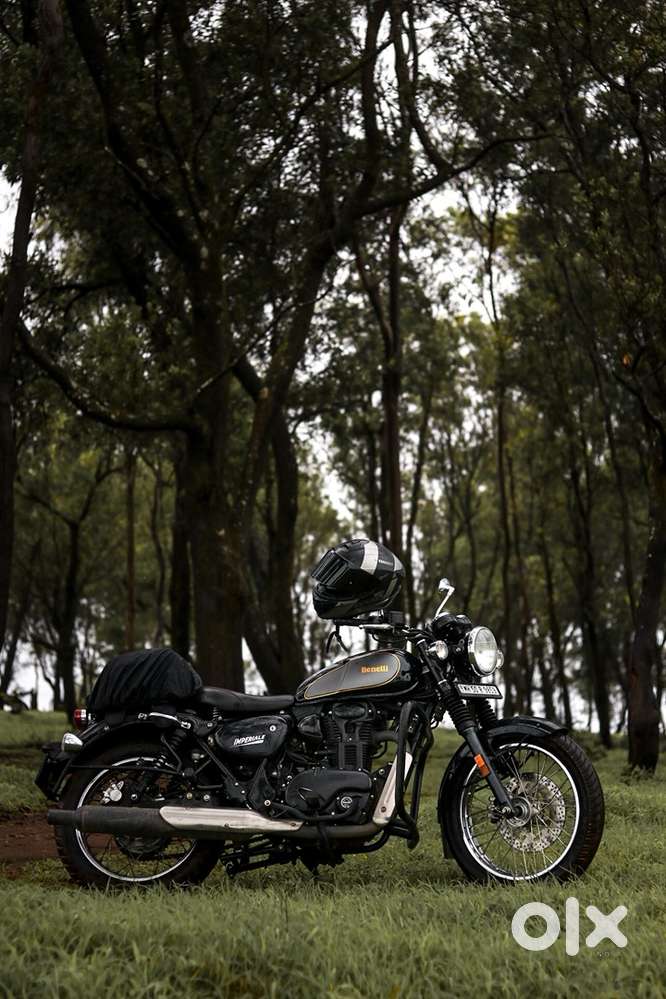 Crisp condition, single hand used.