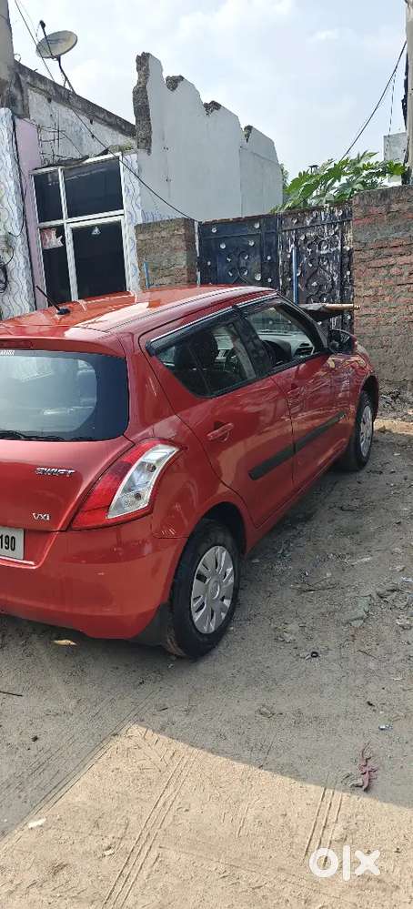 Maruti Suzuki Swift 2013 Petrol Well Maintained