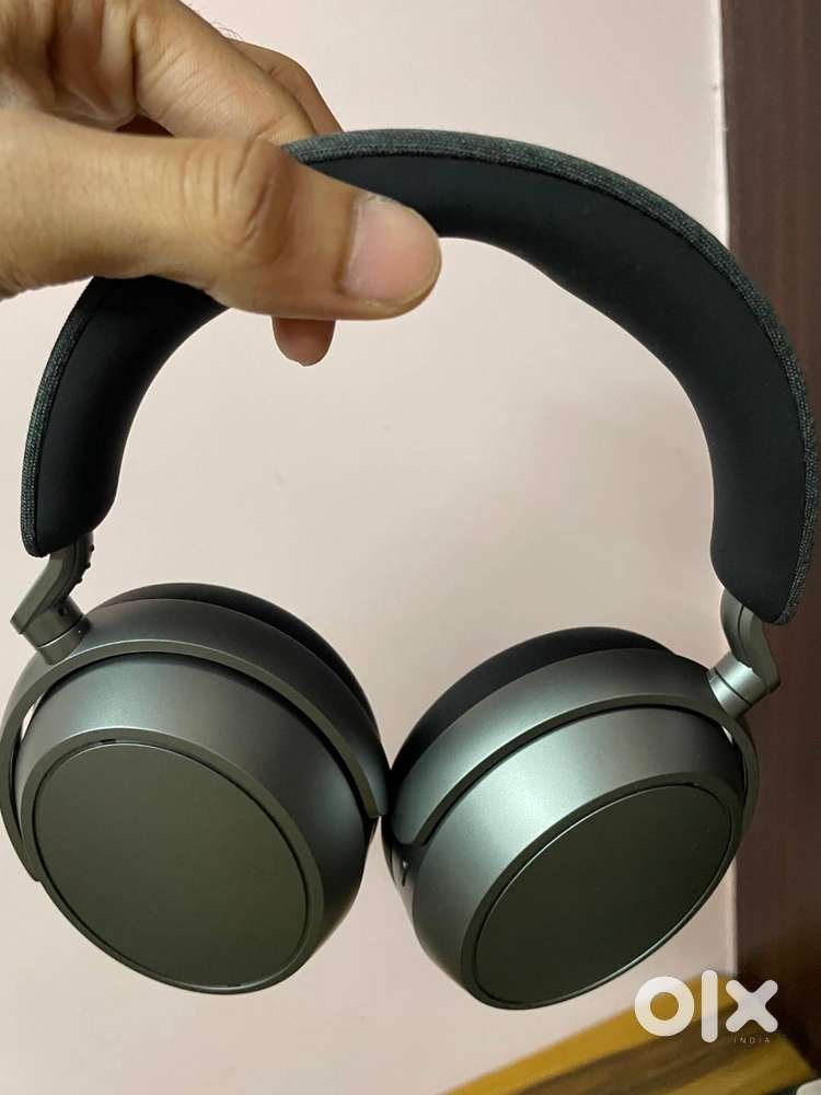 Sennheiser Momentum 4 Wireless Over Ear Headphones, German Design, ANC