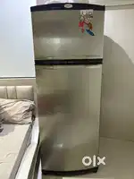 Whirlpool FF450 Double Door Fridge