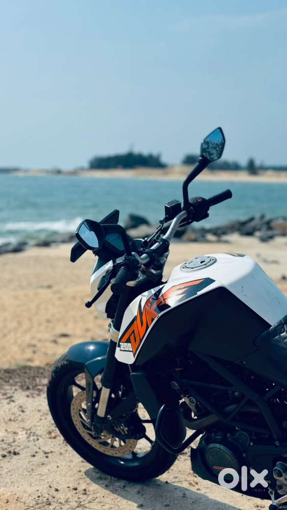 KTM Duke 200
