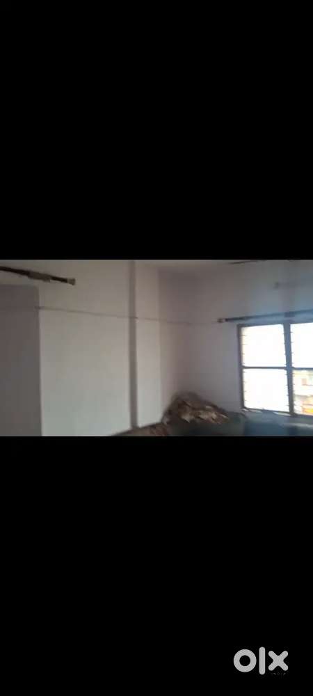 Semi furnished ready to shift flate 2bhk 2 washroom,