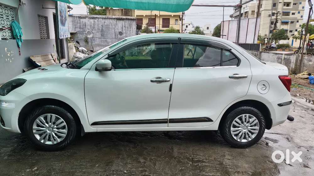 Maruti Suzuki Dzire 2023 Petrol Well Maintained